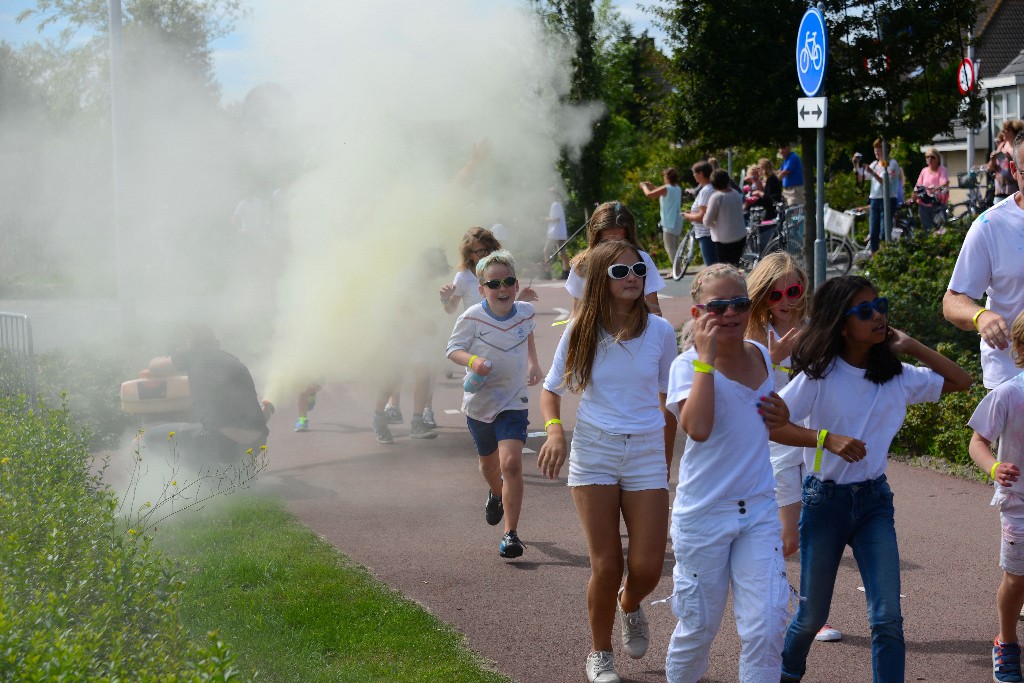 ../Images/Color fun run 2015 005.jpg